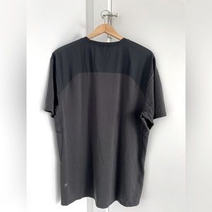 Lululemon Men’s XL Metal Vent Tech Tee-Shirt - Black